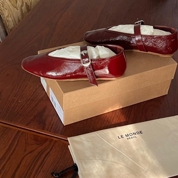 Red Flats & Loafers with Rounded Toe and Decorative Element - Picture 7 of 7